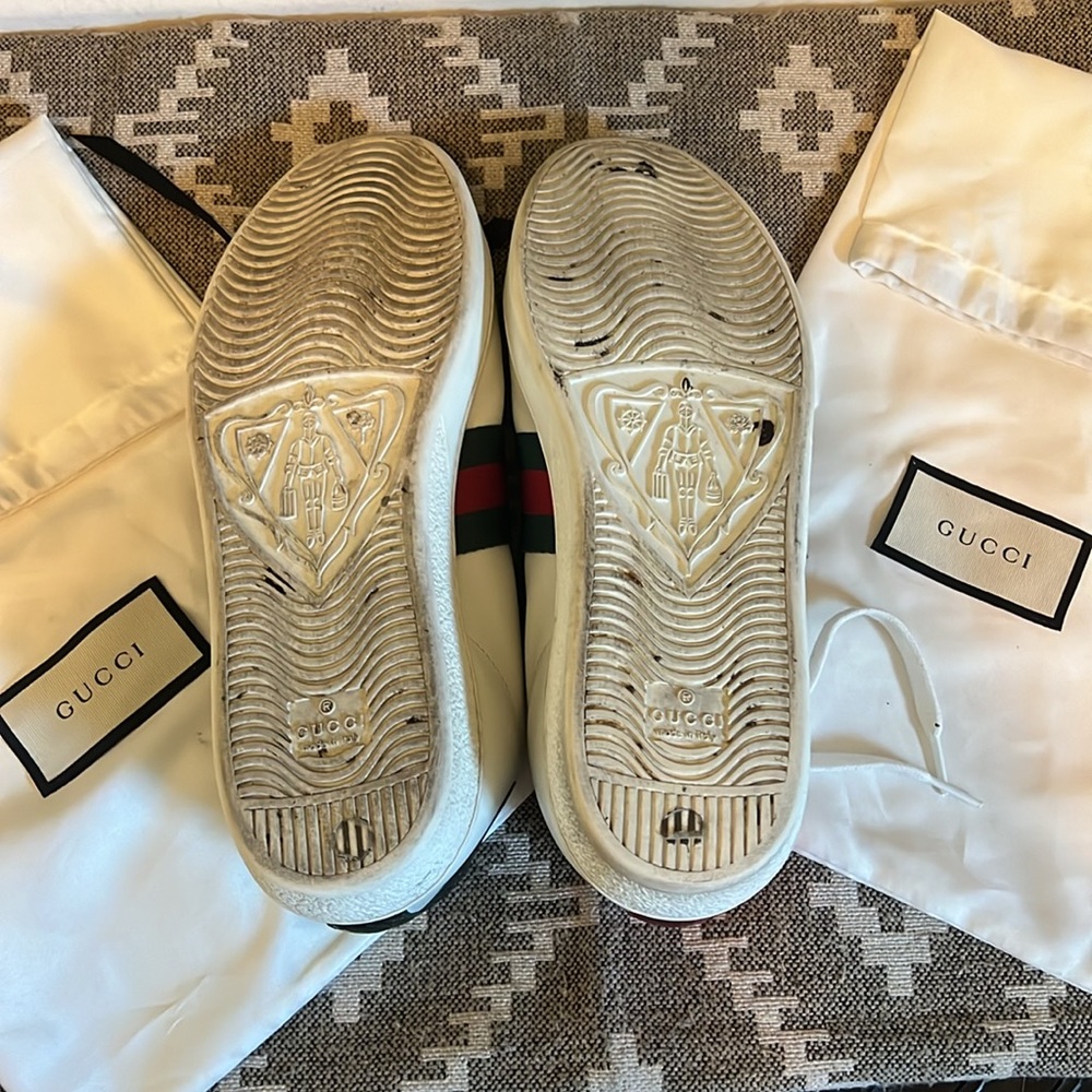 Gucci Sneakers with Bumblebee π - Picture 7 of 13